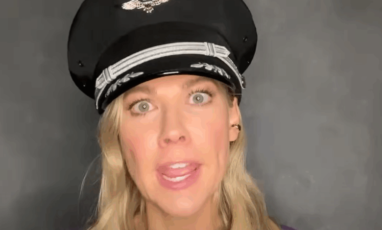 Desi Lydic Skewers MAGA Media’s Trump Jet Defense With Near-NSFW Punch Line Desi Lydic Skewers MAGA Media’s Trump Jet Defense With Near-NSFW Punch Line