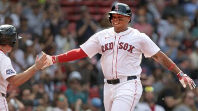 Devers tells Red Sox he won’t move to 1B, tells front office to ‘do their jobs’