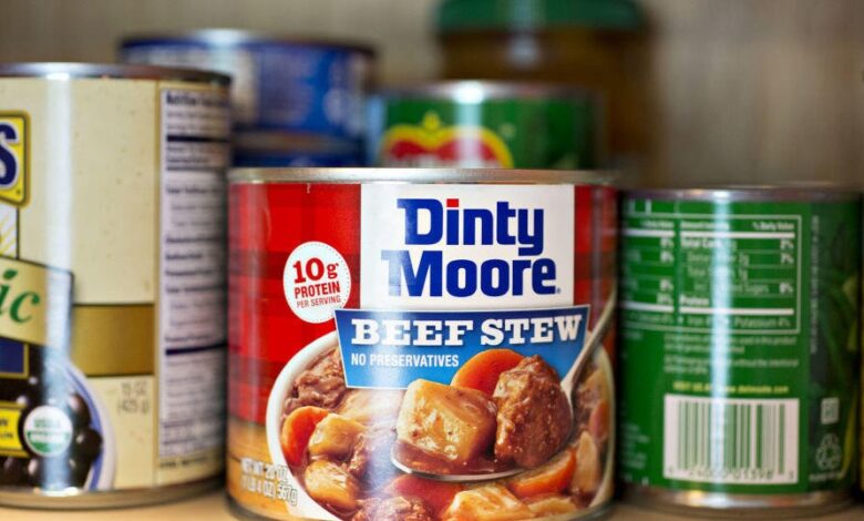 Hormel recalls 256,000 pounds of canned beef stew over wood fragments Hormel recalls 256,000 pounds of canned beef stew over wood fragments