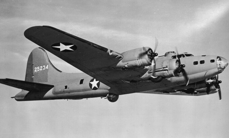 Illinois man has spent 40 years rebuilding a WWII-era B-17 bomber in his barn Illinois man has spent 40 years rebuilding a WWII-era B-17 bomber in his barn