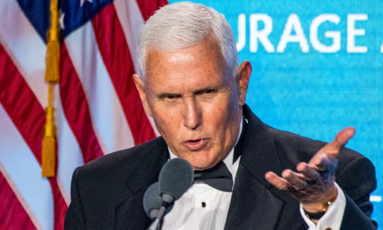 Mike Pence Scolds Trump For Sending The ‘Wrong Message’ With This Move Mike Pence Scolds Trump For Sending The ‘Wrong Message’ With This Move