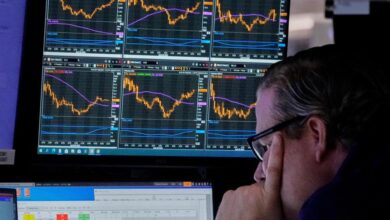 Most US stocks fall following mixed profit reports from Target, Lowe’s