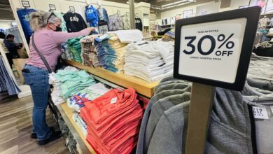 U.S. economy shrank 0.3% in the first quarter as Trump policy uncertainty weighed on businesses