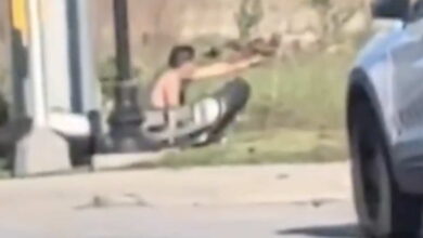 Video shows man shooting at Chicago cops before being killed by their return fire