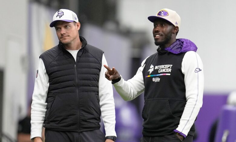Vikings sign GM Adofo-Mensah to extension, keeping his contract in sync with O’Connell’s Vikings sign GM Adofo-Mensah to extension, keeping his contract in sync with O’Connell’s
