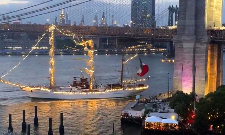 2 dead, 19 injured after Mexican Navy sailboat crashes into Brooklyn Bridge, mayor says 2 dead, 19 injured after Mexican Navy sailboat crashes into Brooklyn Bridge, mayor says