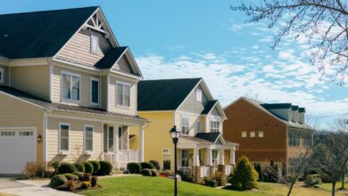 Mortgage rates climb back above 7% after Moody’s U.S. debt downgrade