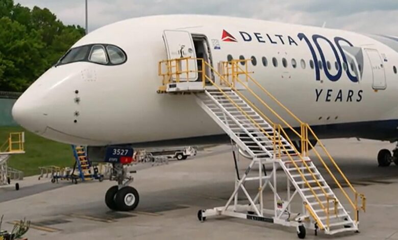 Delta Air Lines’ 100th year takes flight Delta Air Lines’ 100th year takes flight