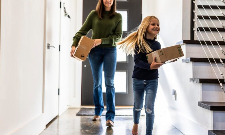 A de minimis tariff exemption expires Friday. Here’s what that means for shoppers. A de minimis tariff exemption expires Friday. Here’s what that means for shoppers.