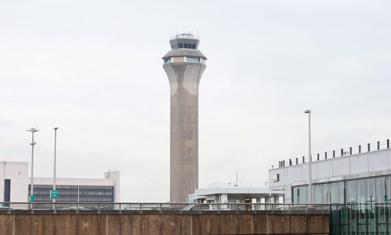 Newark airport experiences another air traffic control outage Newark airport experiences another air traffic control outage