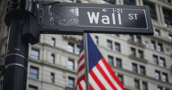 Markets close lower after Trump lobs tariff threats at Apple and EU Markets close lower after Trump lobs tariff threats at Apple and EU