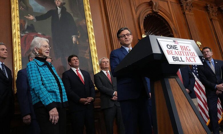 Republicans aim to punish states that insure unauthorized immigrants Republicans aim to punish states that insure unauthorized immigrants