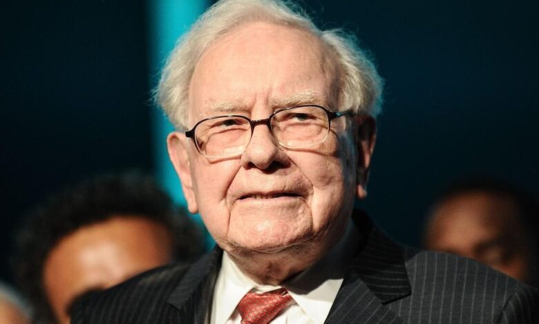 Warren Buffett steps down as CEO of Berkshire Hathaway, says Greg Abel should be successor Warren Buffett steps down as CEO of Berkshire Hathaway, says Greg Abel should be successor