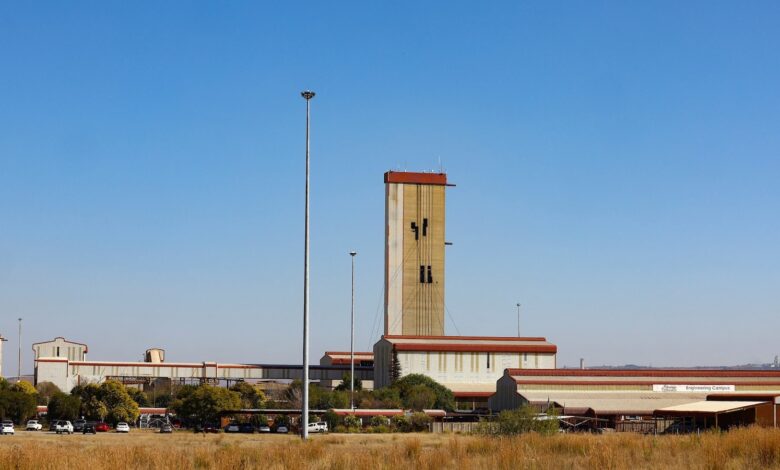 Hundreds of workers remain underground after ‘shaft incident’ at South African gold mine, company says Hundreds of workers remain underground after ‘shaft incident’ at South African gold mine, company says