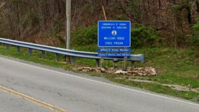3 corrections officers stabbed by MS-13 gang members in prison: Officials