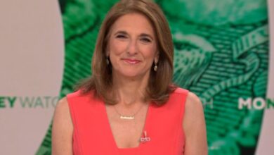 Advice for students to navigate job market stress and student loan struggles for recent grads