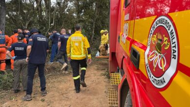 8 killed, 13 injured after hot-air balloon catches fire and falls in Brazil