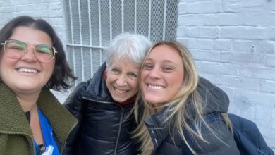 A woman’s heart suddenly stopped. Two passing nurses saved her life.