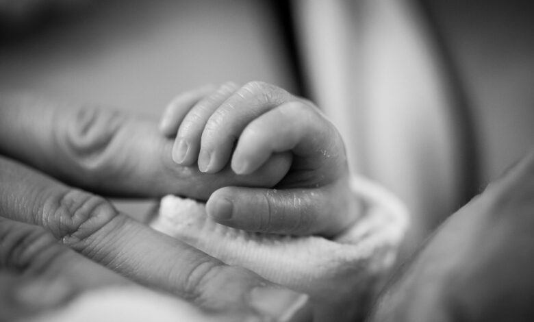 After the joy of birth, new moms face ‘the wilderness’ After the joy of birth, new moms face ‘the wilderness’