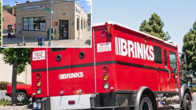 Brazen armed pair robs cash, guard’s gun, from Brinks truck in broad-daylight NYC heist: cops