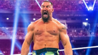 Bron Breakker’s surprise appearance on SmackDown draws insane reaction from 62-year-old wrestling veteran