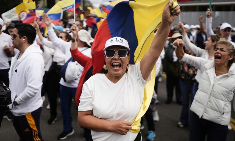 Colombian Sen. Miguel Uribe Turbay in serious condition after shooting at political rally Colombian Sen. Miguel Uribe Turbay in serious condition after shooting at political rally