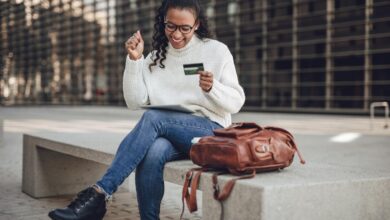 Earn 0 in cash and cash-back rewards with these Capital One student credit cards