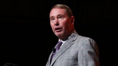 Gundlach says to buy international stocks on dollar’s ‘secular decline’