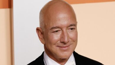 Here’s Why Jeff Bezos Only Paid Himself an ,000 Salary From Amazon