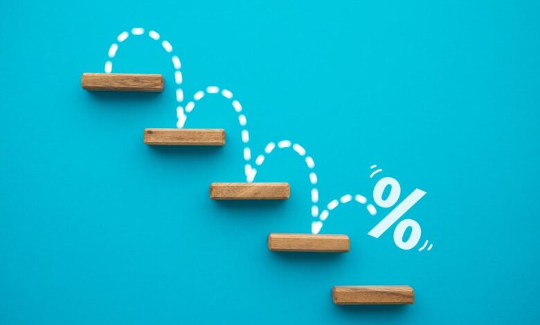 How often do high-yield savings account rates change? How often do high-yield savings account rates change?