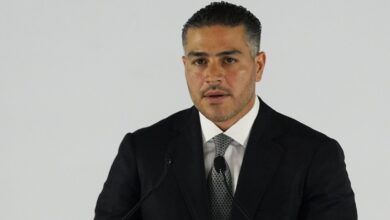 Mexico’s security chief says drug cartels are recruiting former Colombian soldiers