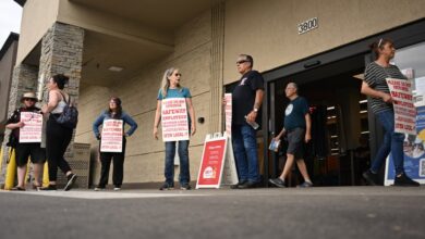 Safeway and Albertsons resume union negotiations, King Soopers next