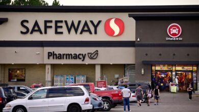 Safeway and Albertsons workers reject management’s final offer and will head to picket lines