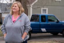 ‘Somebody Somewhere’ Star Bridget Everett on Miley Cyrus’ ‘The Climb’