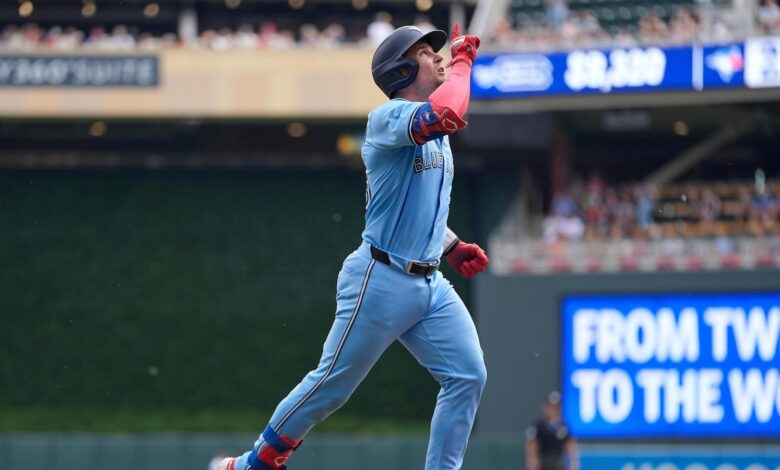 Springer hits go-ahead homer in Blue Jays’ 5-4 win over Twins
