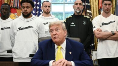 U.S. Soccer Star Dishes On ‘Weird’ Oval Office Moment With Trump