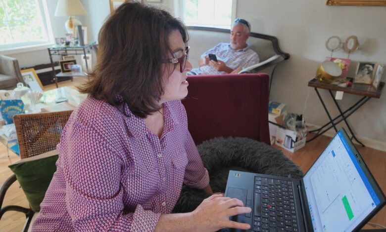 Couple faces retirement fears amid market swings: “We don’t have do-over time” Couple faces retirement fears amid market swings: “We don’t have do-over time”