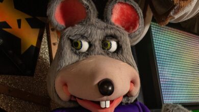 Chuck E. Cheese Mascot’s Arrest In Costume Goes Viral
