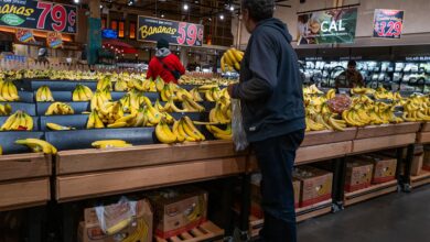 Inflation expectations drift back down to pre-tariff levels, New York Fed survey shows