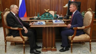 Kremlin calls minister’s death ‘tragic’ but gives no clues about his suicide