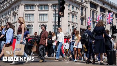 Retail sales in June boosted by hot weather
