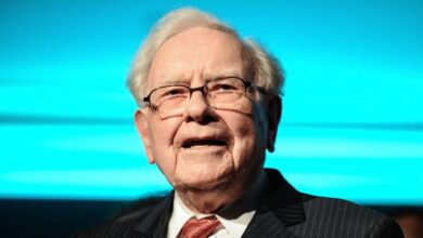 Warren Buffett says the best businesses to own do the same 1 thing — here are 3 examples from the Oracle’s own portfolio