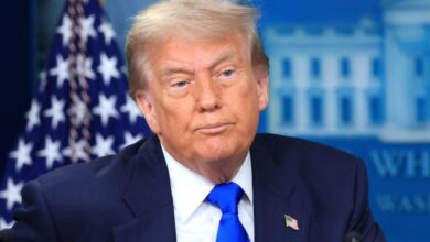 Stocks slump after Trump threatens new tariffs on more than a dozen countries