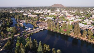 High incomes and good work-life balance: See which U.S. cities have the best job markets.