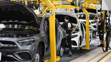 German autos sector slashes jobs as economic woes bite