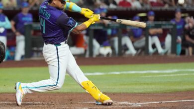 Gurriel singles in winning run in the 11th in the Diamondbacks’ 6-5 victory over the Reds