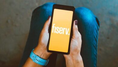 Is Wall Street Bullish or Bearish?