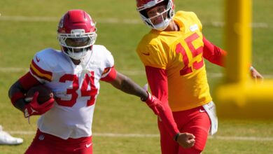 Mahomes, Chiefs starters to play in preseason opener against Cardinals