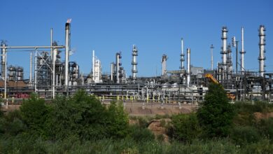 Suncor to spend million to curb air pollution in Commerce City