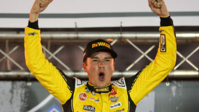 Christopher Bell sets the tone for Kansas Speedway playoff race 